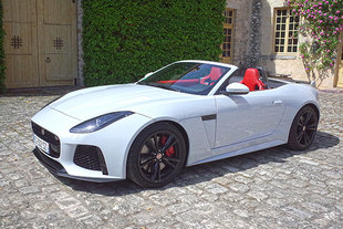 Essai JAGUAR F-Type SVR AWD