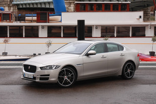 JAGUAR XE 2.0 D 180 ch