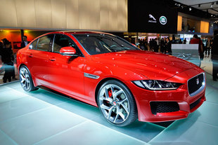 JAGUAR XE