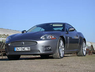 JAGUAR XKR