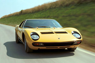 SAGA : LAMBORGHINI Miura