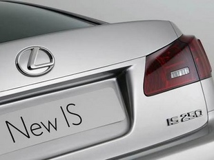 LEXUS IS 250