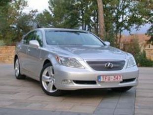 LEXUS LS 460