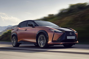 Essai LEXUS RZ 450e