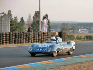 LOTUS Eleven - Saga Lotus - Page 2.com