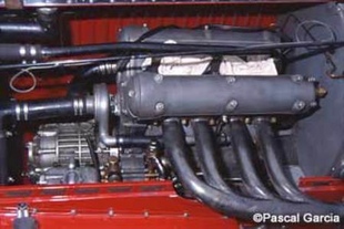 MASERATI 4 CM de R. Lodge - Grand Prix de l'Age d'Or 2000 .com