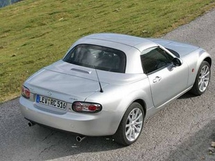 MAZDA MX-5 Roadster Coupé 1.8