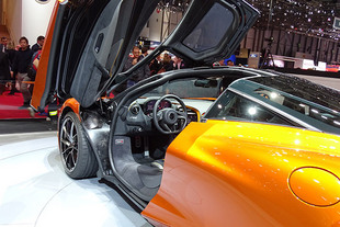MCLAREN 720S