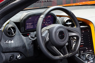 MCLAREN 720S
