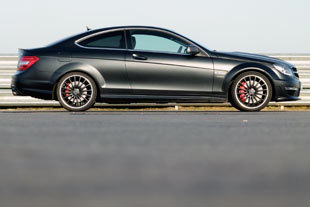 MERCEDES C63 AMG Coupé