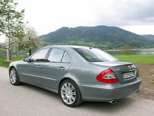 MERCEDES Classe E 500