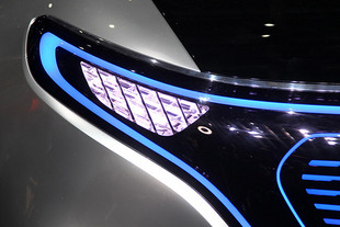 MERCEDES Generation EQ