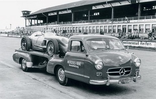 MERCEDES Racing Car Transporter