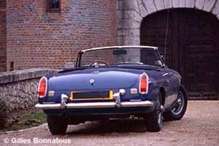 MG B