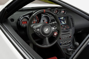 NISSAN 370 Z Nismo 2015