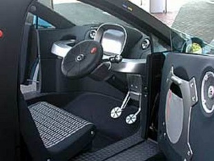 NISSAN Nails