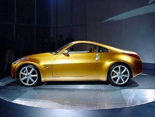 NISSAN Z