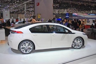 OPEL Ampera - .com