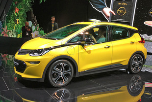 OPEL Ampera-e