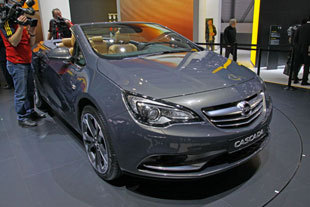 OPEL Cascada