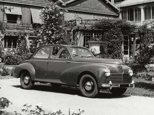 PEUGEOT 203