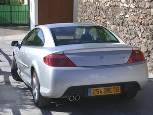 PEUGEOT 407 coupé