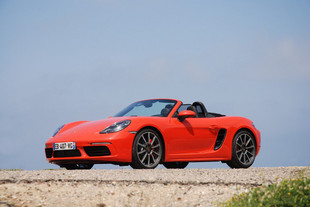 PORSCHE 718 Boxster S PDK