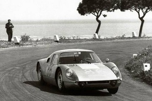PORSCHE Carrera GTS type 904