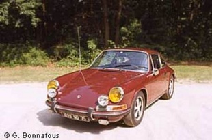 PORSCHE 911 E et 911 S - Grand Prix de l'Age d'Or 2003 - Page 3.com