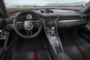 PORSCHE 911 GT3