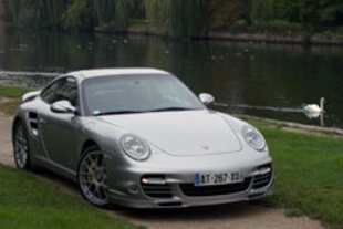 Essai PORSCHE 911 Turbo S