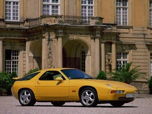 PORSCHE 928