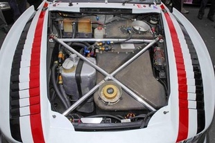 PORSCHE 935