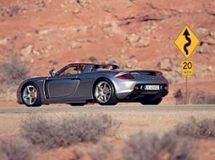 PORSCHE Carrera GT