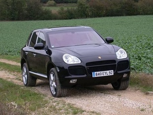 PORSCHE Cayenne Turbo S