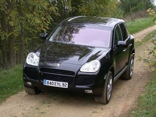 PORSCHE Cayenne Turbo S