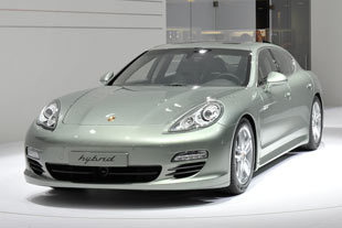 PORSCHE Panamera S Hybrid