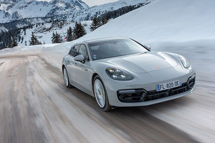 PORSCHE Panamera Turbo S E-Hybrid Sport Turismo