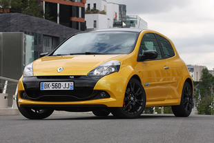 RENAULT Clio 3 RS 2.0 203 ch