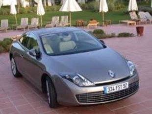 Essai RENAULT Laguna Coupé