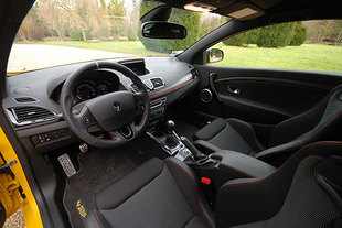 RENAULT Megane III RS 265 ch