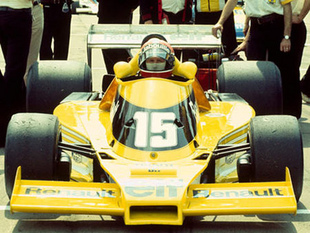 RENAULT RS 01