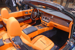 ROLLS ROYCE Dawn
