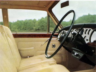 ROLLS ROYCE Silver Shadow