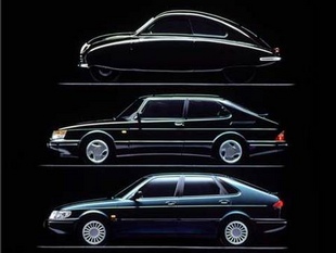 SAAB 900