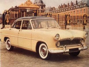 SIMCA Vedette Versailles