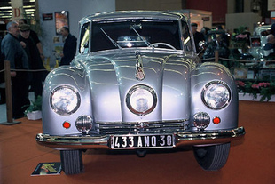 TATRA 87