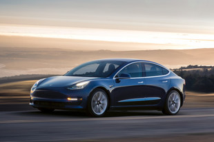 TESLA Model 3 Grande Autonomie