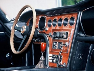 TOYOTA 2000 GT