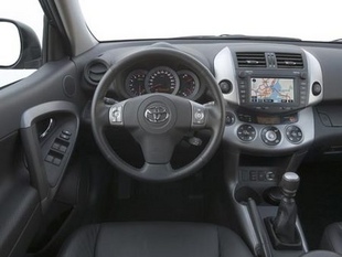 TOYOTA RAV4 D-4D